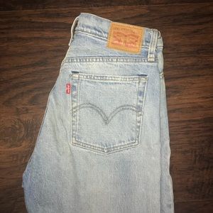 Levi’s Wedgie cutoff blue jeans